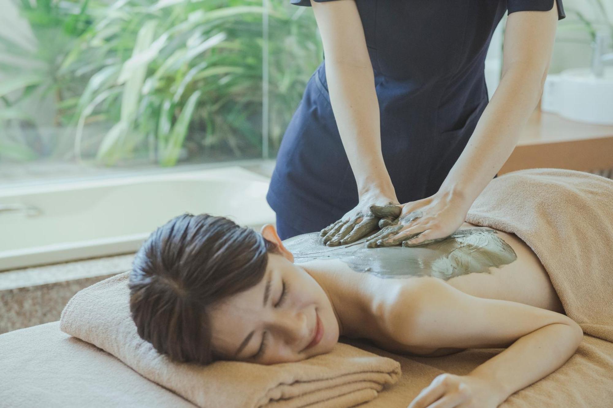 Em Wellness Kurashinohakko Lifestyle Resort Okinawa Kültér fotó